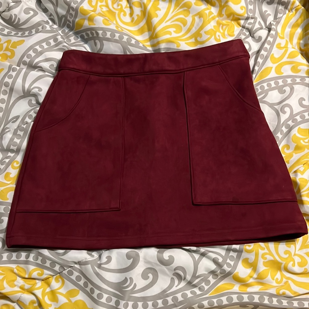 Honey Punch burgundy corduroy mini skirt, small